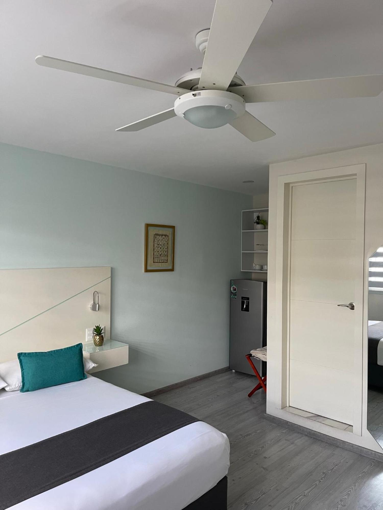 Aparthotel Constanza Lofts Executives En Zapopan Jalisco Esterno foto